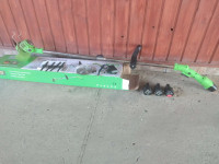 Aku trimer na baterije bežični 4 baterije punjač razni noževi kutija