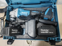 MAKITA aku brusilica