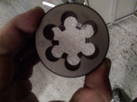 Nareznica 1 1/4 " (col) HSS Whitworth