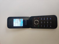 Alcatel OT1035 Dual Sim,odlično očuvan,sa punjačem, preklopni