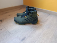 Adidas terrex continental br42