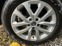 Alu felge 17'' rupe 5x114.3, 4 kom. sa zimskim gumama 215/60/17