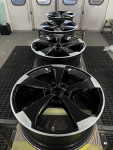 Felge s gumama 5x112 Audi RS3 Rotor 19" Original