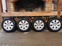 Audi - alu felge 16'' odlične sa zimskim gumama 225 60 - 4 kom