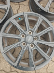 Toyota Alu felge 15'' rupe 5x100, sa tpms senzorima