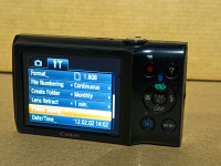 Digitalni fotoaparat Canon power shot A2300 HD/ Ispravan