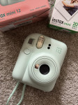 Fujifilm Instax Mini 12 + 10 foto papira
