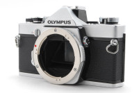Olympus OM-1n 35mm analogni SLR fotoaparat Silver