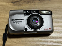 Olympus SuperZoom 140S analogni fotoaparat / na film mju
