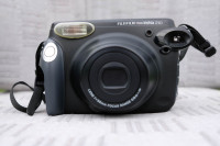 Polaroid Fuji Fujifilm Instax 210