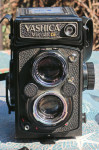 YASHICA MAT 124 G