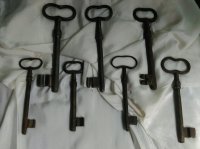 Antikni veliki kljucevi (7 kom)