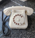 BAKELITNI TELEFON ISKRA ATA 11