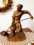 Brončani kip ljevača željeza