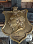 Brončani reljef Kraljica Viktorija -zamjene za starine