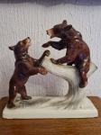 Medvjedi u igri-Hertwing (1950)