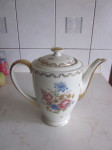 Porculanski čajnik marke Hutschenreuther