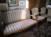 Salonska sjedeča garnitura