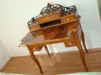 SEKRETER NEOBAROK, SNIZENO