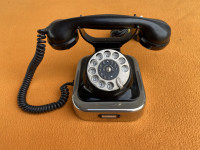 Siemens Milano - Vintage bakelitno metalni telefon