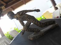 skulptura kuglača-bočar---ručni rad-zamjene za starine