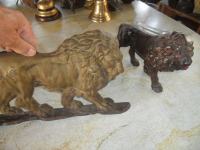 skulpture metalnih lavova-zamjene za starine