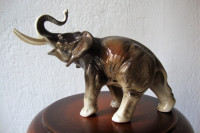 SLON FIGURA - ROYAL DUX PORCELAIN ELEPHANT