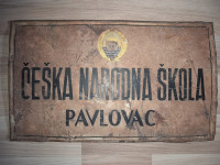 stara limena tabla Češka škola