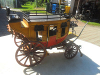 stara maketa kočije-fijakera---zamjene za starine