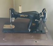 Stara šivaća mašina PFAFF 30