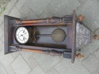 stari drveni sat--zamjene za starine