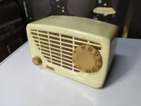 Stari radio ARVIN 1954g
