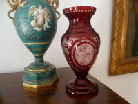 Vaza  - kristalno ,,rubin,,staklo