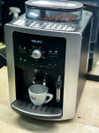 Krups XP7200 aparat za kavu, super stanje, garancija 1god