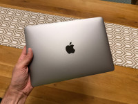 Apple MacBook 12" Retina 2015 + Apple Magic Mouse