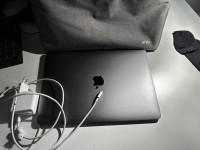⭐️ Apple MacBook Air 13' 2020 - Model A2179 EMC 3302 + iStyle etui ⭐️