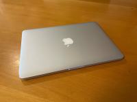 Macbook Pro 13” early 2015 - neispravno