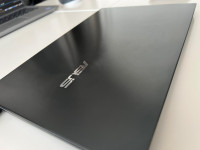 Asus ZenBook 13" ux325ea / i7 / 16GB / 512GB