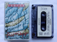Laufer ‎– Pustinje, glazbena kaseta, Croatia Records/T.R.I.P 1994.