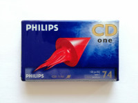 PHILIPS CD ONE 74 / blank