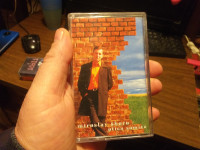PTICA SAMICA MIROSLAV ŠKORO AUDIO KASETA