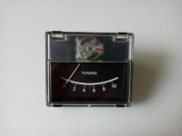 Instrument - pokazivač jakosti radijskog FM signala (tuning), 50x28 mm
