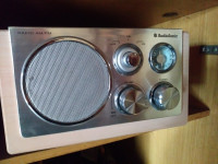 Radio sobni Audiosonic
