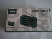 Tranzistor sa usb, tf card, bluetooth, solar