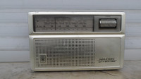 Tranzistorski radio GRUNDIG CITY-BOY 400 L/M i UKW iz 1970-tih