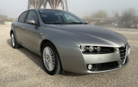 Alfa Romeo 159 1,9 JTDM / servisna evidencija /