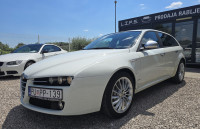 Alfa Romeo 159 SW 2,0 JTDM Servisna, veliki servis novo kvačilo i gume