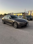 Alfa Romeo Giulia 2,0 TURBO *