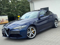 Alfa Romeo Giulia 2,2 JTD veloce BiXenon navi koža šiber keyless kam