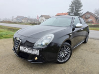 ALFA ROMEO GIULIETTA 1.6JTDm-V+M SERVIS-SERVISNA-PRVA BOJA-1VL-ODLIČNA